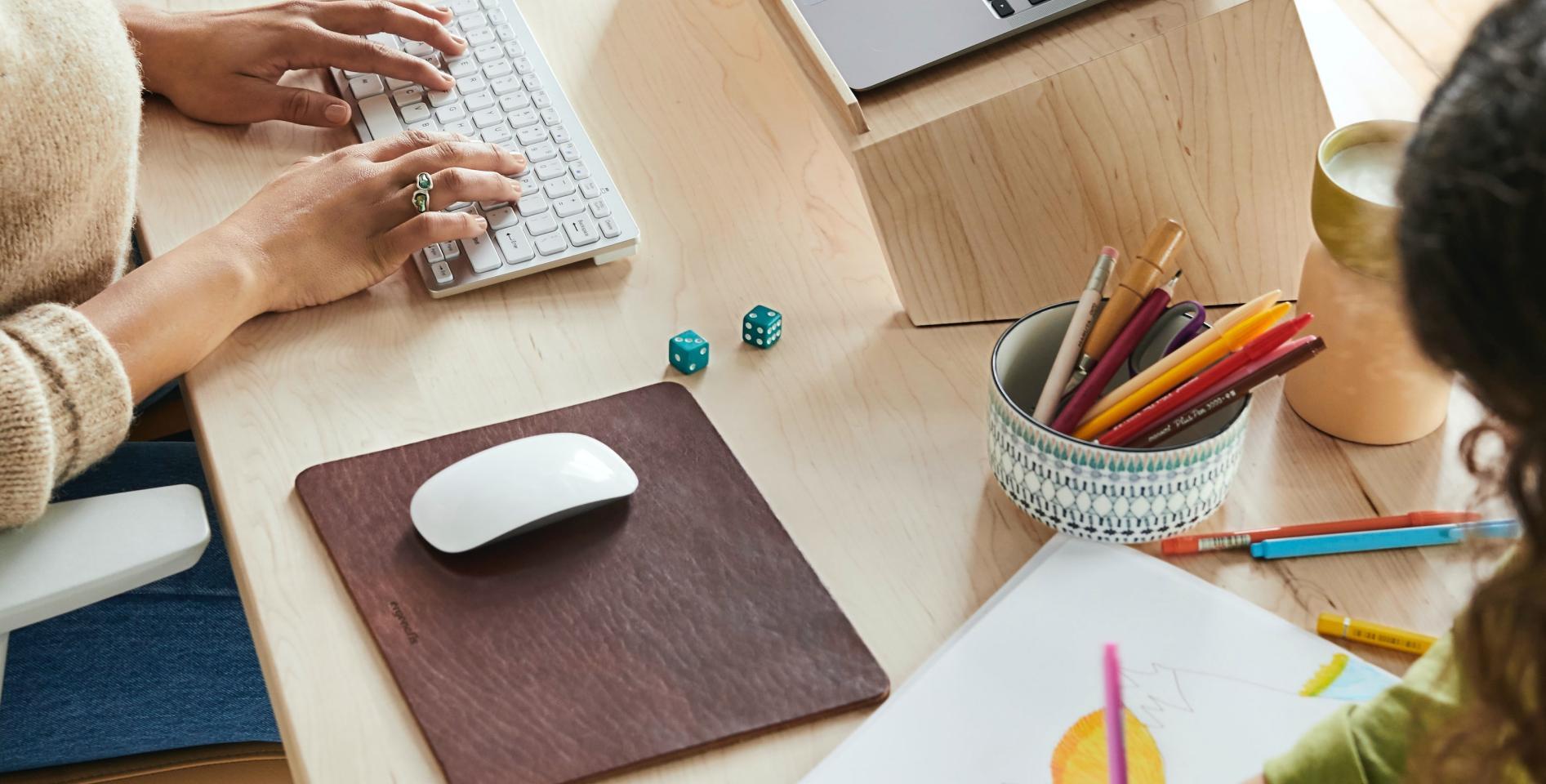 A simple work from home desk setup